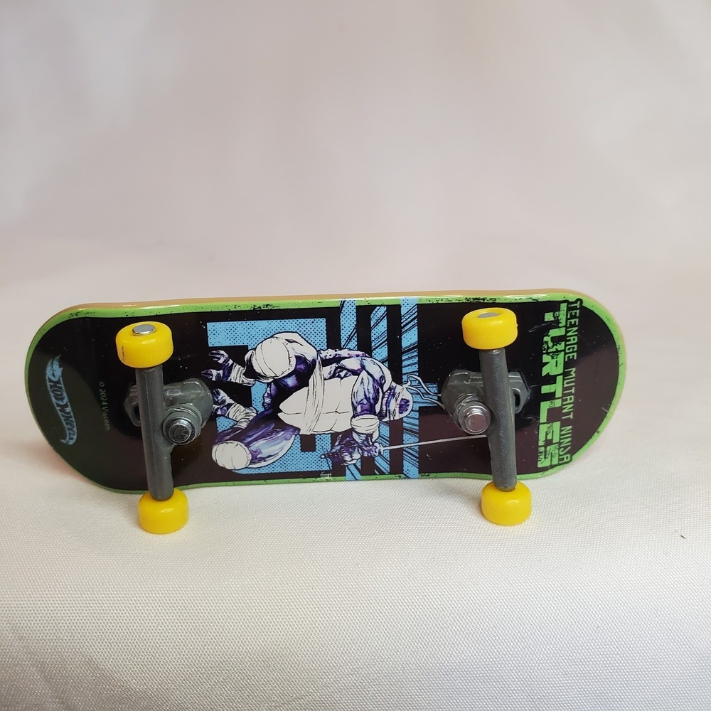 New Hot Wheels Skate Teenage Mutant Ninja‎ Turtles Leonardo Fingerboard